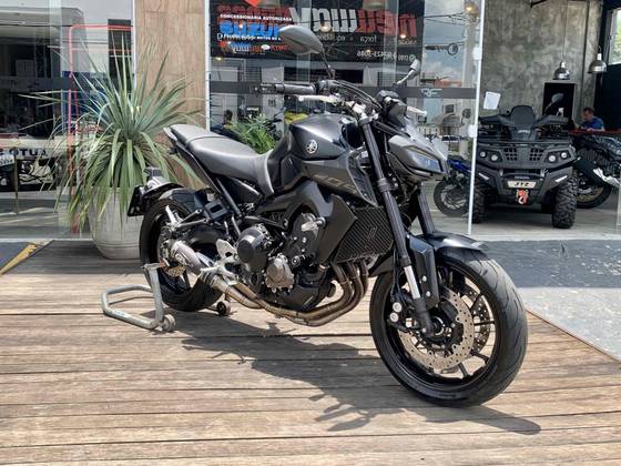 YAMAHA MT-09 YAMAHA MT-09